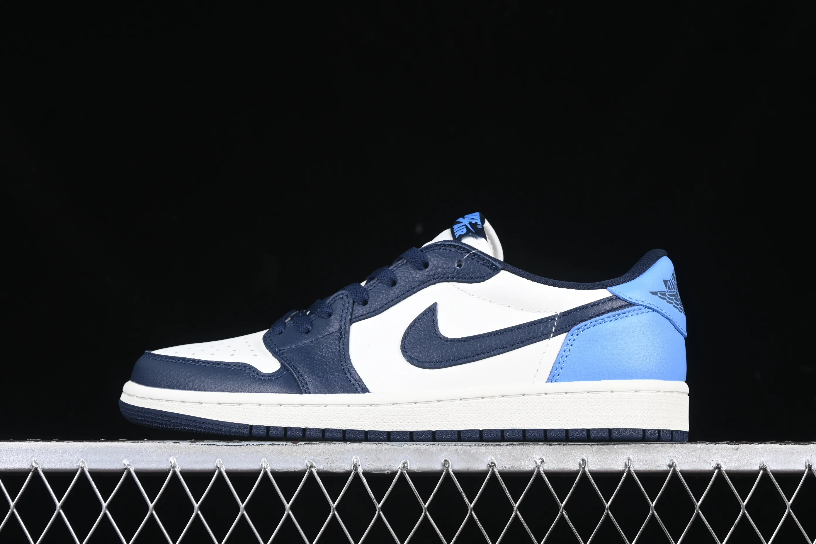 All categories Air Jordan Jordan series basketball shoes Air Jordan 1 Low Air Jordan 1 Low OG "Obsidian" AJ1 Joe 1 Obsidian low-top cultural basketball shoes CZ0790-400